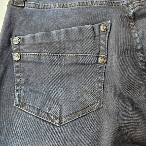 Rock & Republic - Size 10 Medium - Edgy Dark Denim Jeans - Picture 4 of 5